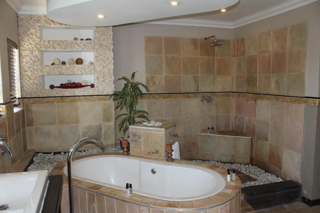 Hotel Fairways 3*